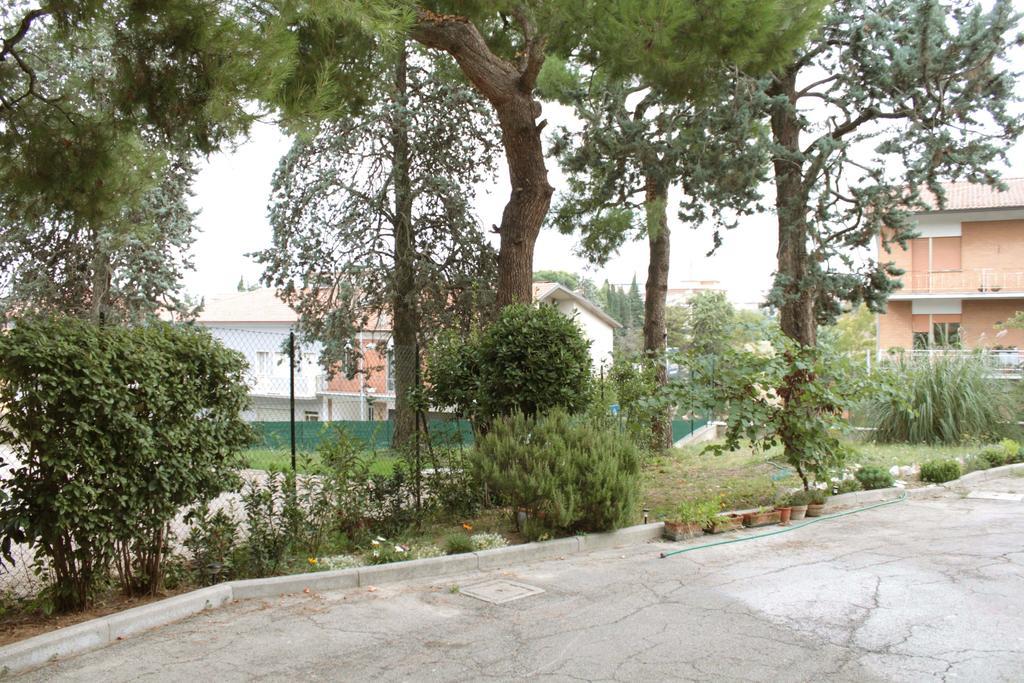 Pino Marittimo Bed & Breakfast Civitanova Marche Luaran gambar