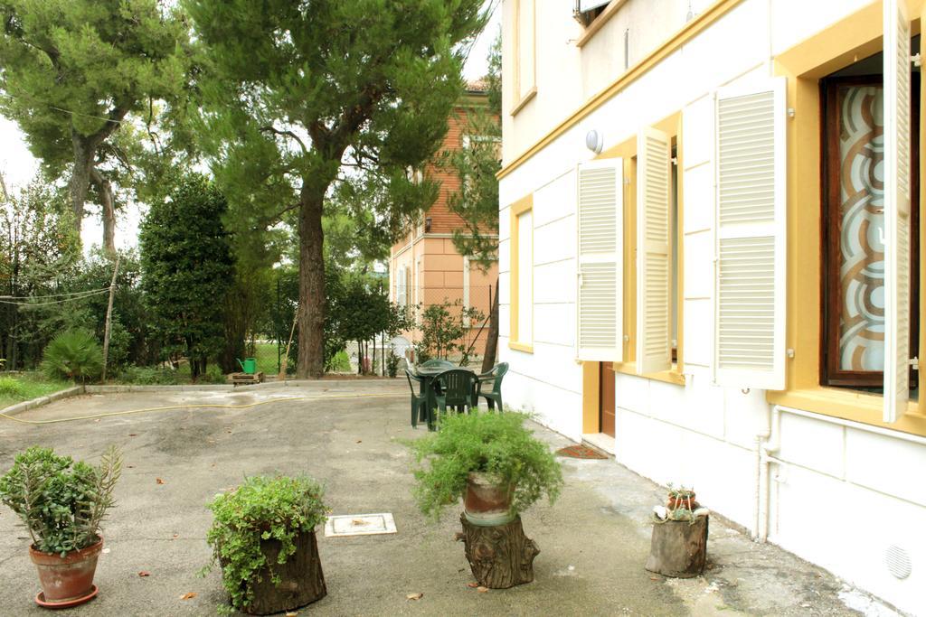 Pino Marittimo Bed & Breakfast Civitanova Marche Luaran gambar
